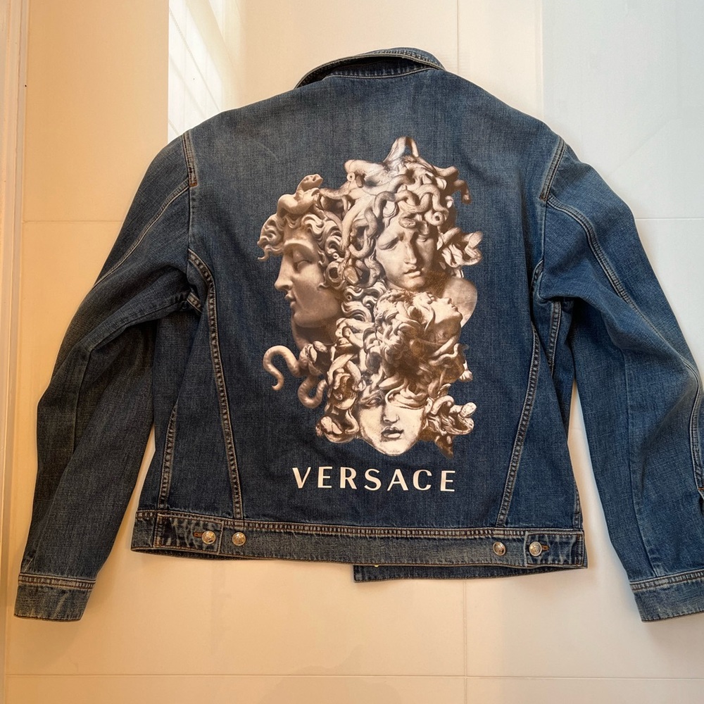 Versace Medusa Logo Denim Jacket sz 56 mens
